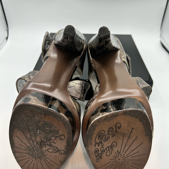 Naughty Monkey Decked Out Platform Heels, size 8.5. Grey - Picture 3 of 13